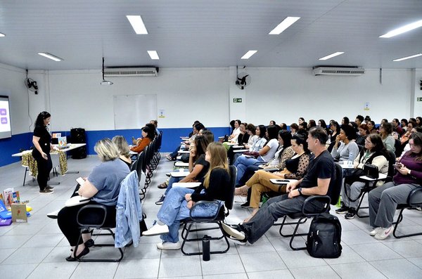 Várzea Paulista fortalece formação de professores e amplia incentivo à leitura na Educação Infantil